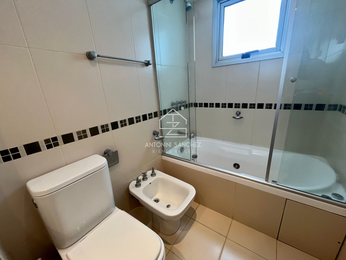 Apartamento ID.2799 - VENTA APARTAMENTO 3 DOMITORIOS PUNTA DEL ESTE