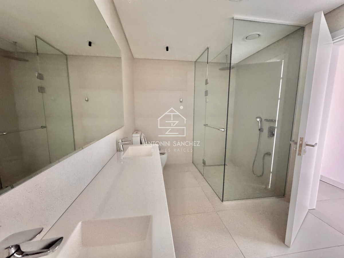 Apartamento ID.1918 - Venta apartamento 3 dormitorios Brava