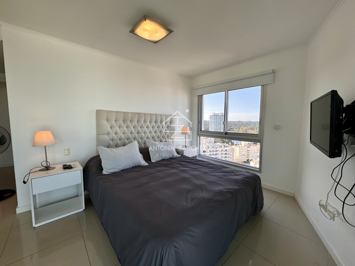 Apartamento ID.1089 - Venta Apartamento 3 dormitorios 4 baños Punta del Este