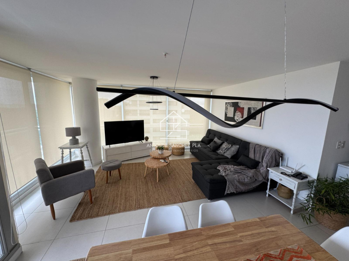 Apartamento ID.3811 - PISO ALTO EN ROOSEVELT CON SERVICIOS