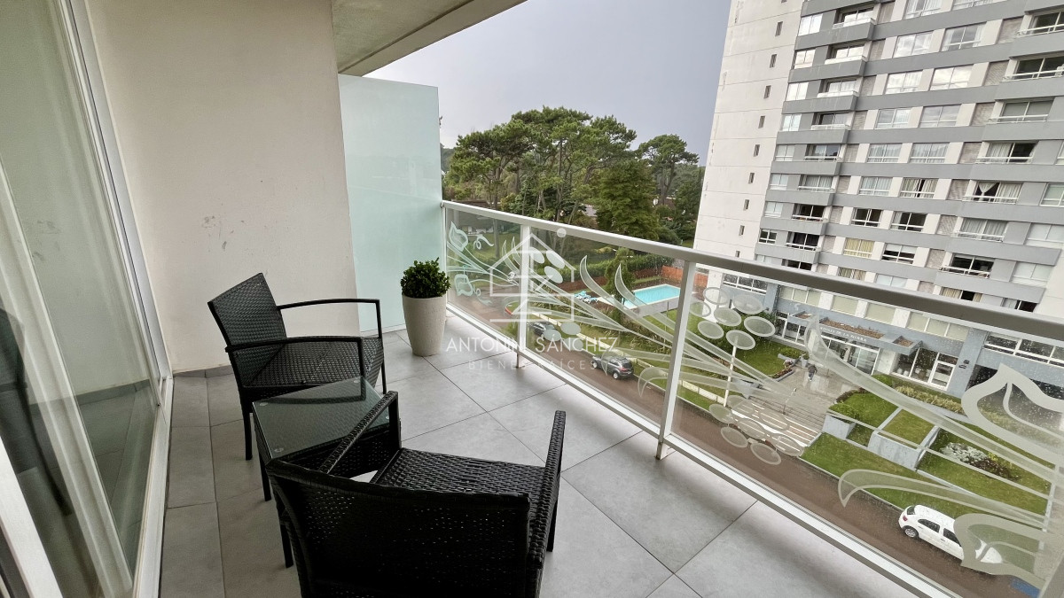 Apartamento ID.387 - Apartamento venta 1 dormitorio y medio Punta del Este