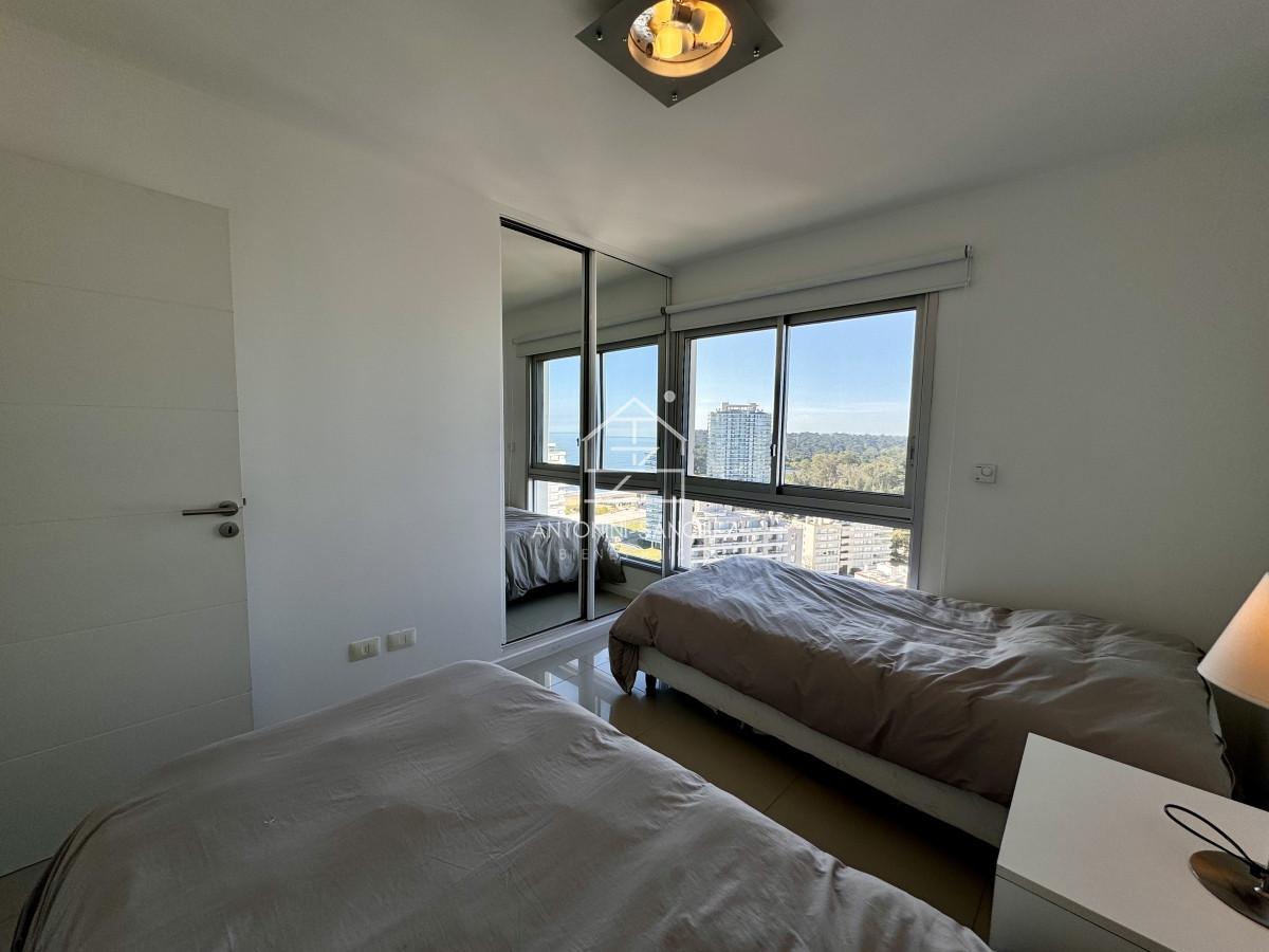 Apartamento ID.1089 - Venta Apartamento 3 dormitorios 4 baños Punta del Este