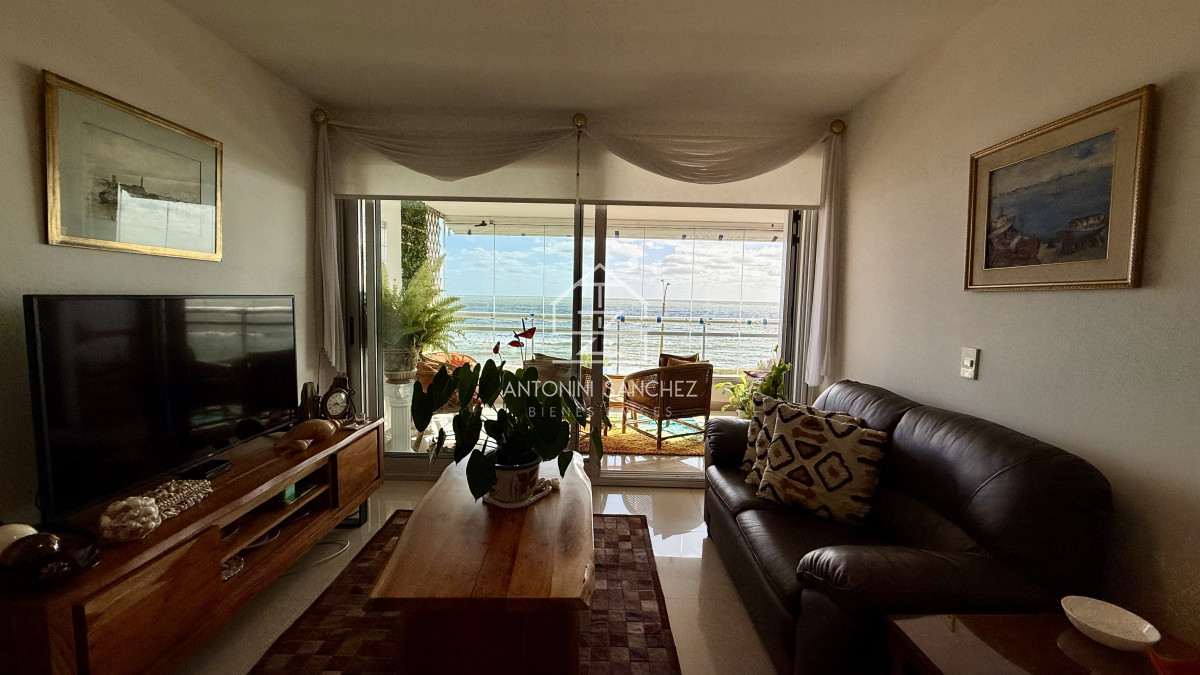 Apartamento ID.2964 - VENTA APARTAMENTO 2 DORMITORIOS MANSA PUNTA DEL ESTE
