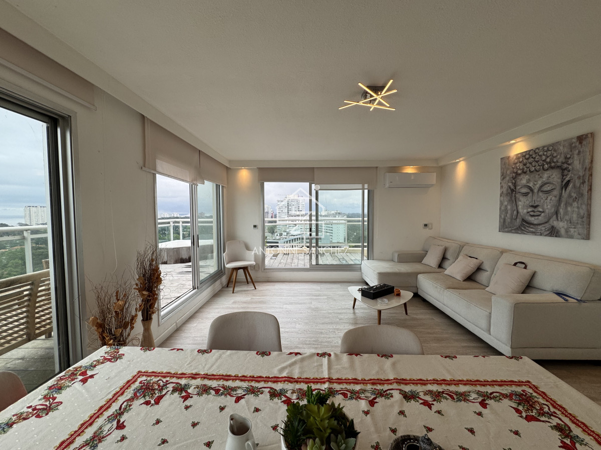 Apartamento ID.1211 - Venta apartamento 3 dormitorios Punta del Este