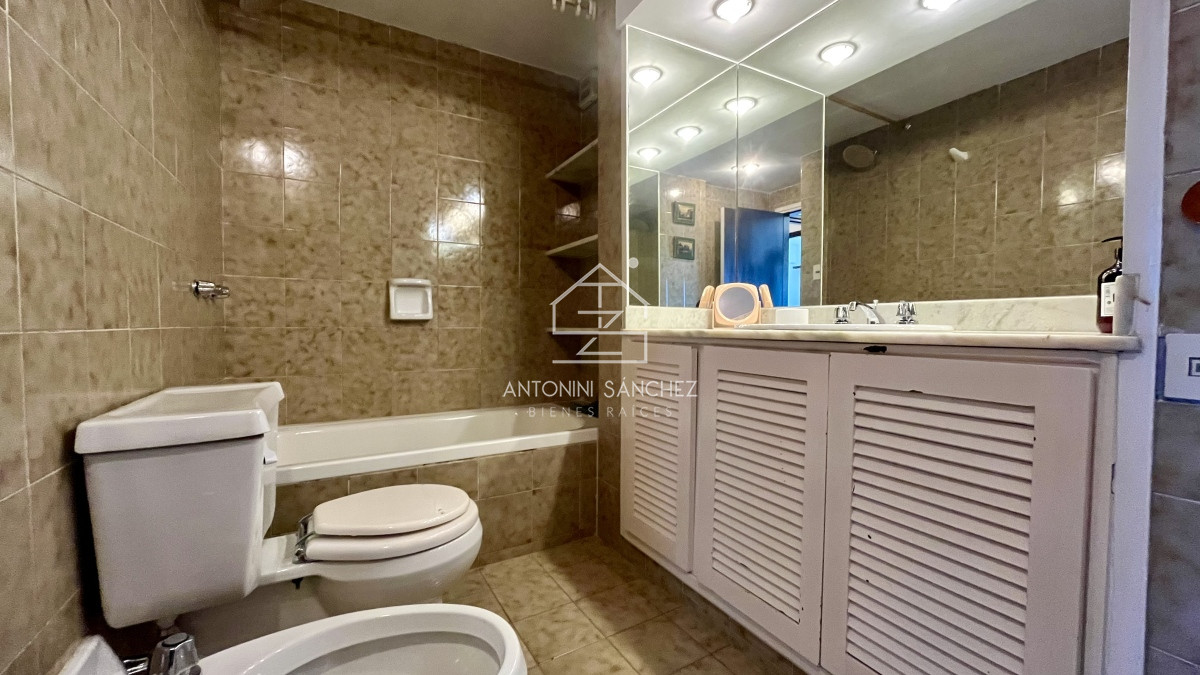 Apartamento ID.456 - Apartamento 2 dormitorios Punta del Este vista a la Brava