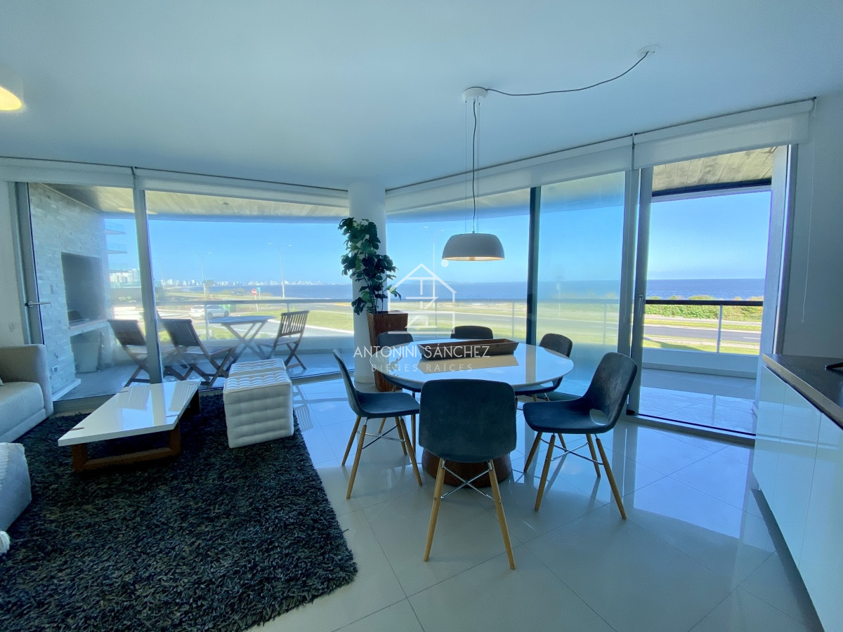 Apartamento ID.478 - Apartamento venta 3 dormitorios mas dependencia 