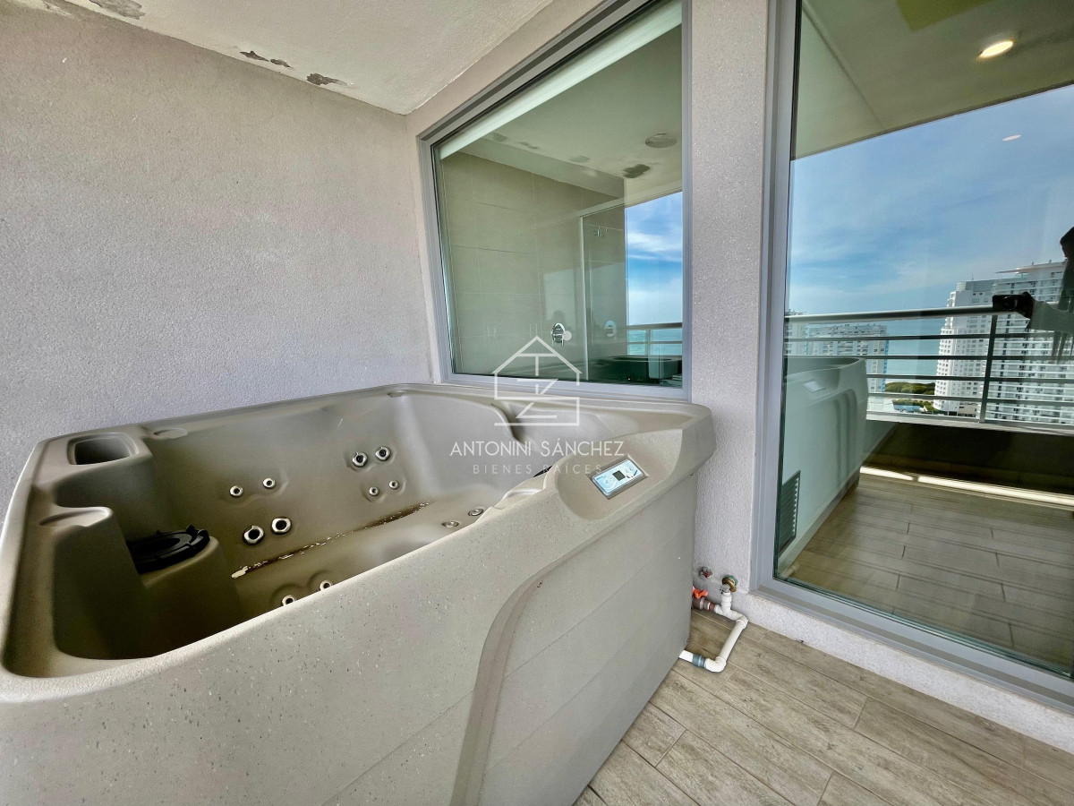 Apartamento ID.1128 - Venta Penthouse Punta Del Este