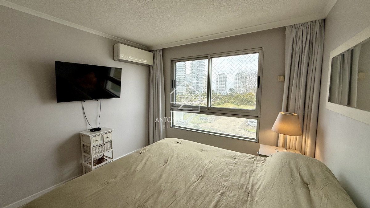 Apartamento ID.1254 - Venta apartamento 3 dormitorios mas dependencia Punta del Este