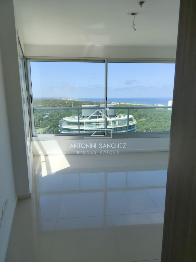 Apartamento ID.1166 - Venta apartamento 3 dormitorios Punta del Este