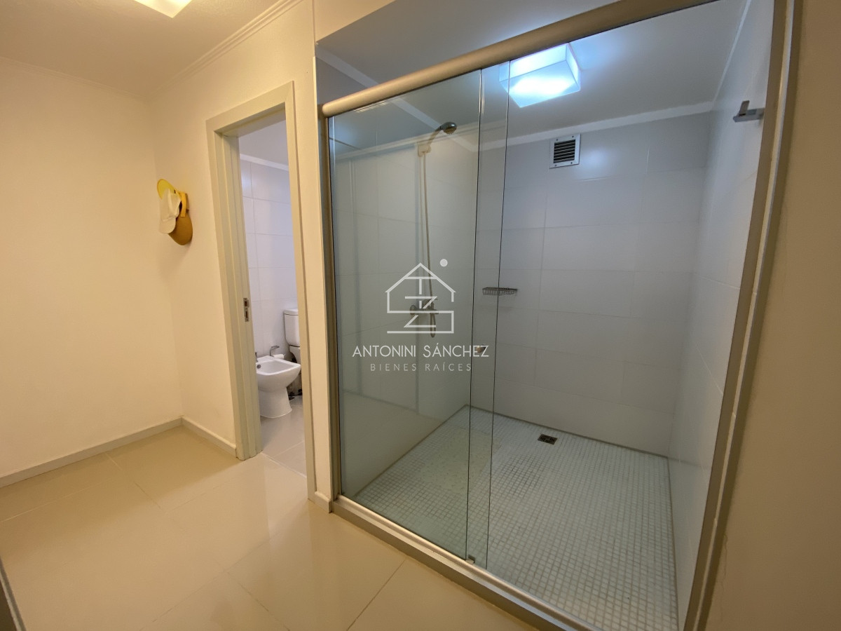 Apartamento ID.408 - Venta apartamento 3 dormitorios Punta del Este
