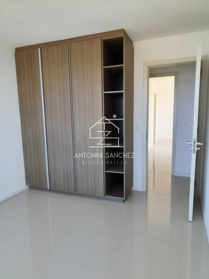 Apartamento ID.1166 - Venta apartamento 3 dormitorios Punta del Este