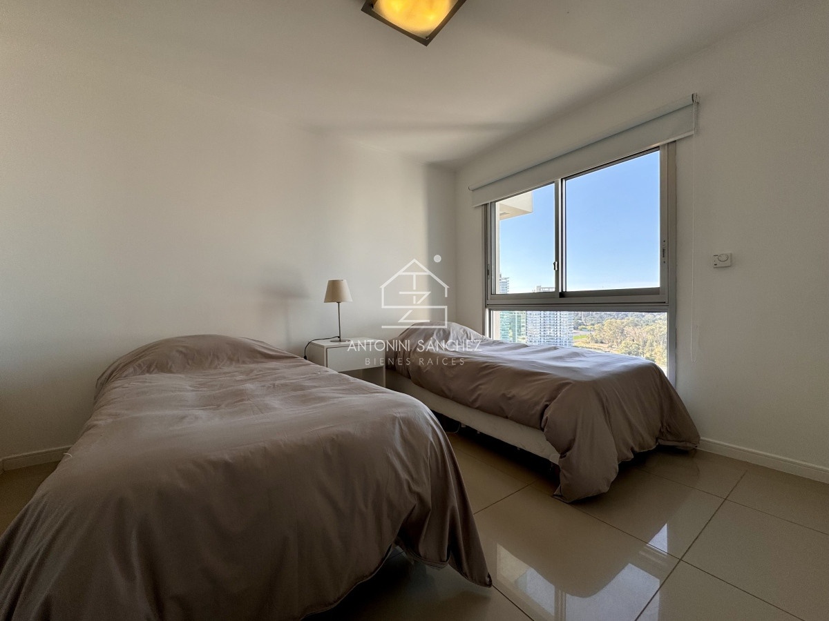 Apartamento ID.1089 - Venta Apartamento 3 dormitorios 4 baños Punta del Este