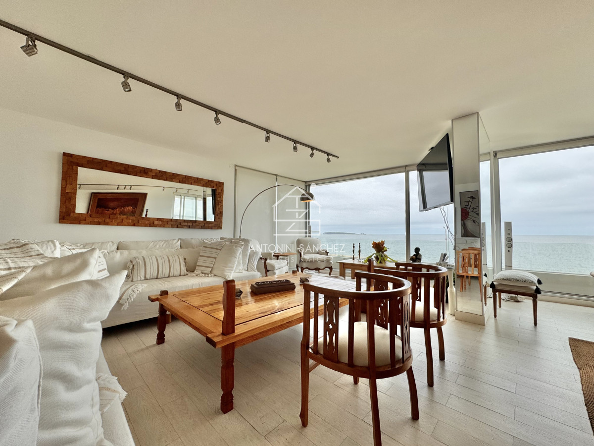 Apartamento ID.1577 - Venta apartamento 3 suites Punta del Este