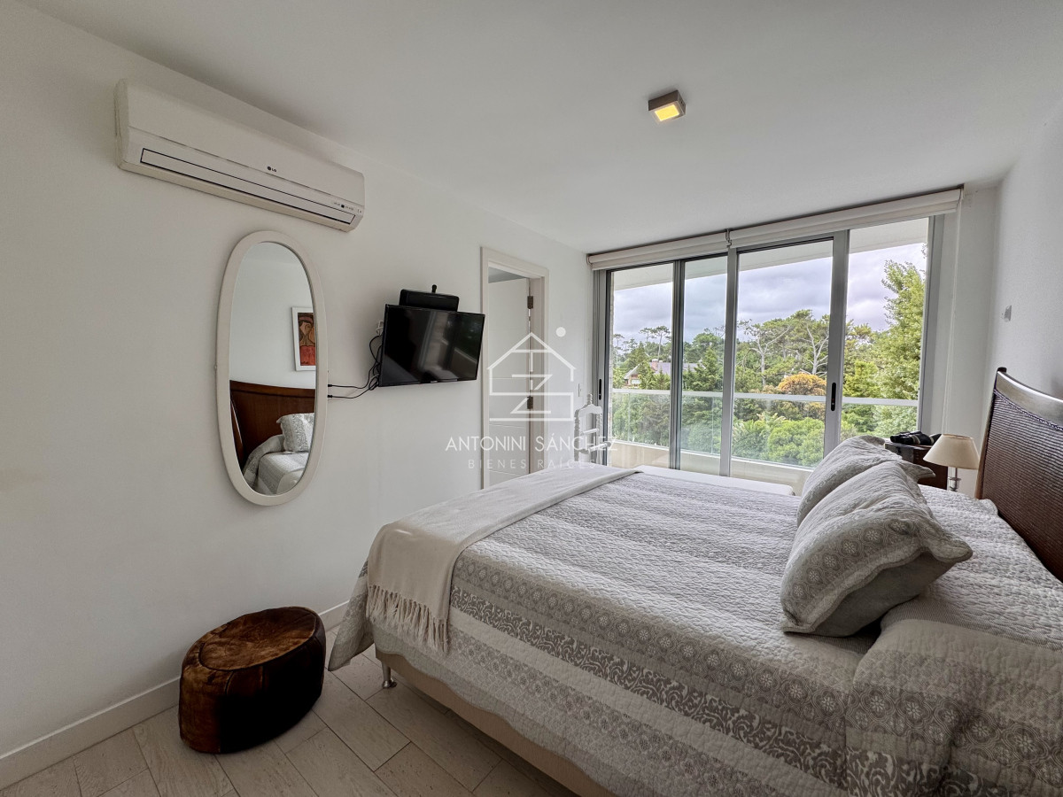 Apartamento ID.1577 - Venta apartamento 3 suites Punta del Este