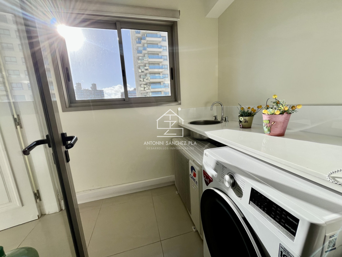 Apartamento ID.3511 - Venta Apartamento 3 Dormitorios Punta del Este