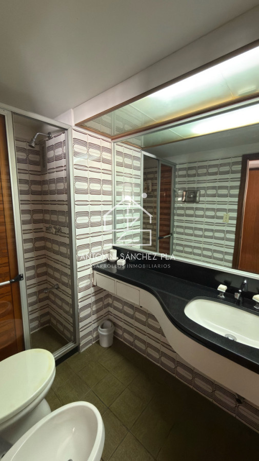 Apartamento ID.3199 - Venta Apartamento 2 Dormitorios y Dependencia Península Punta del Este