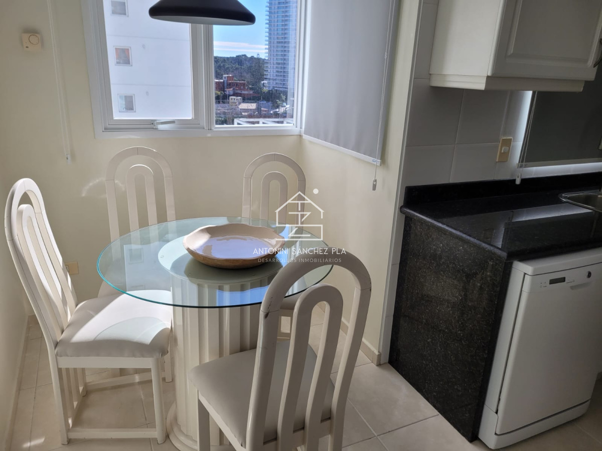 Apartamento ID.3504 - Venta Apartamento 3 Dormitorios Punta del Este Mansa