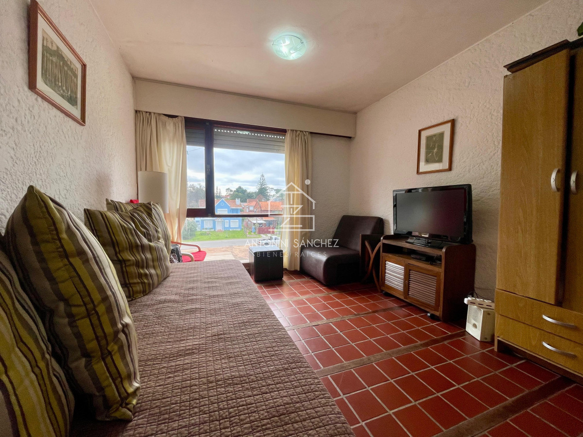 Apartamento ID.2286 - Venta de Apartamento en Mansa-Punta Del Este