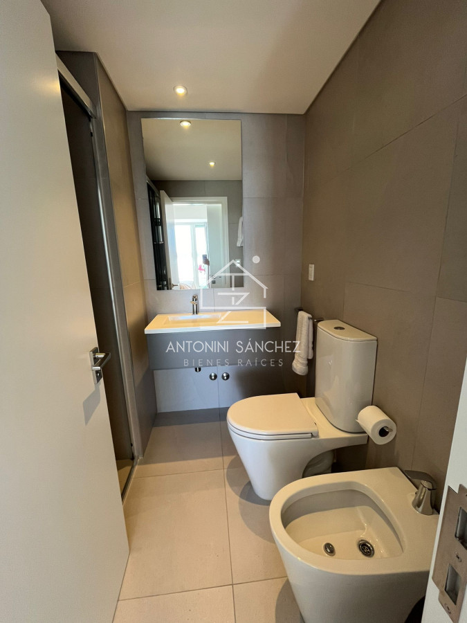 Apartamento ID.2398 - VENTA APARTAMENTO 4 SUITES LE PARC 3 PLAYA BRAVA PUNTA DEL ESTE 
