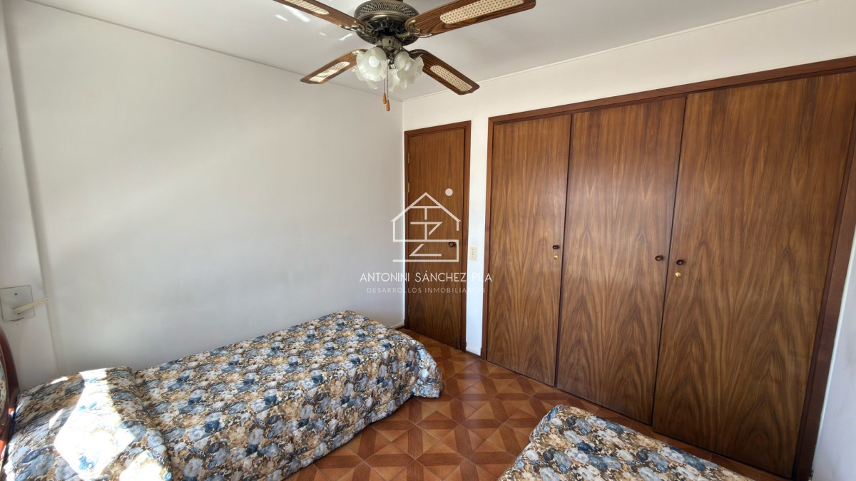 Apartamento ID.3199 - Venta Apartamento 2 Dormitorios y Dependencia Península Punta del Este