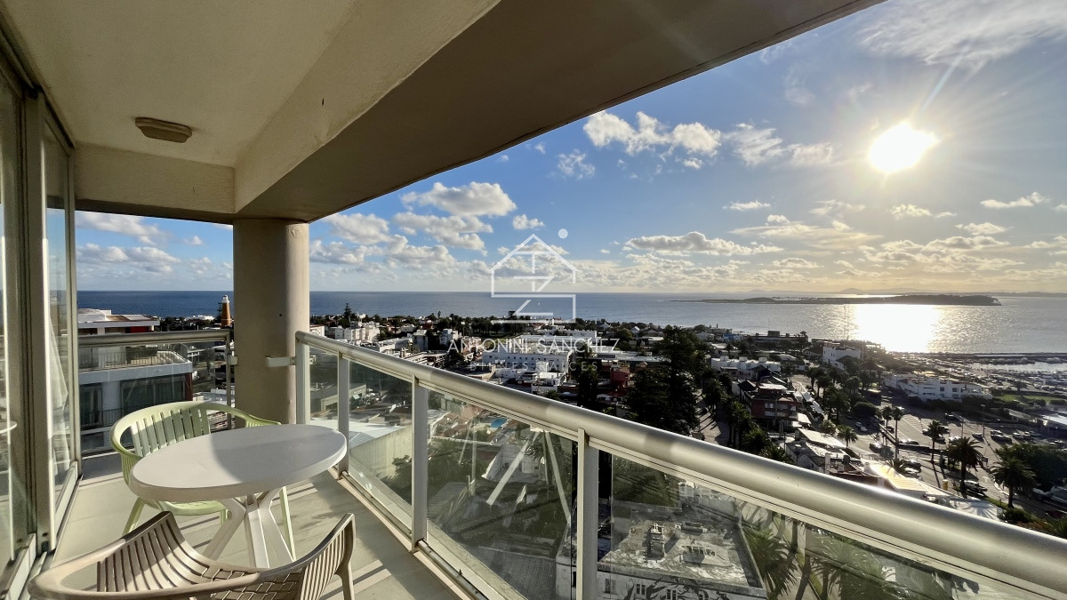 Apartamento ID.418 - Apartamento venta 3 dormitorios 3 baños Punta del Este