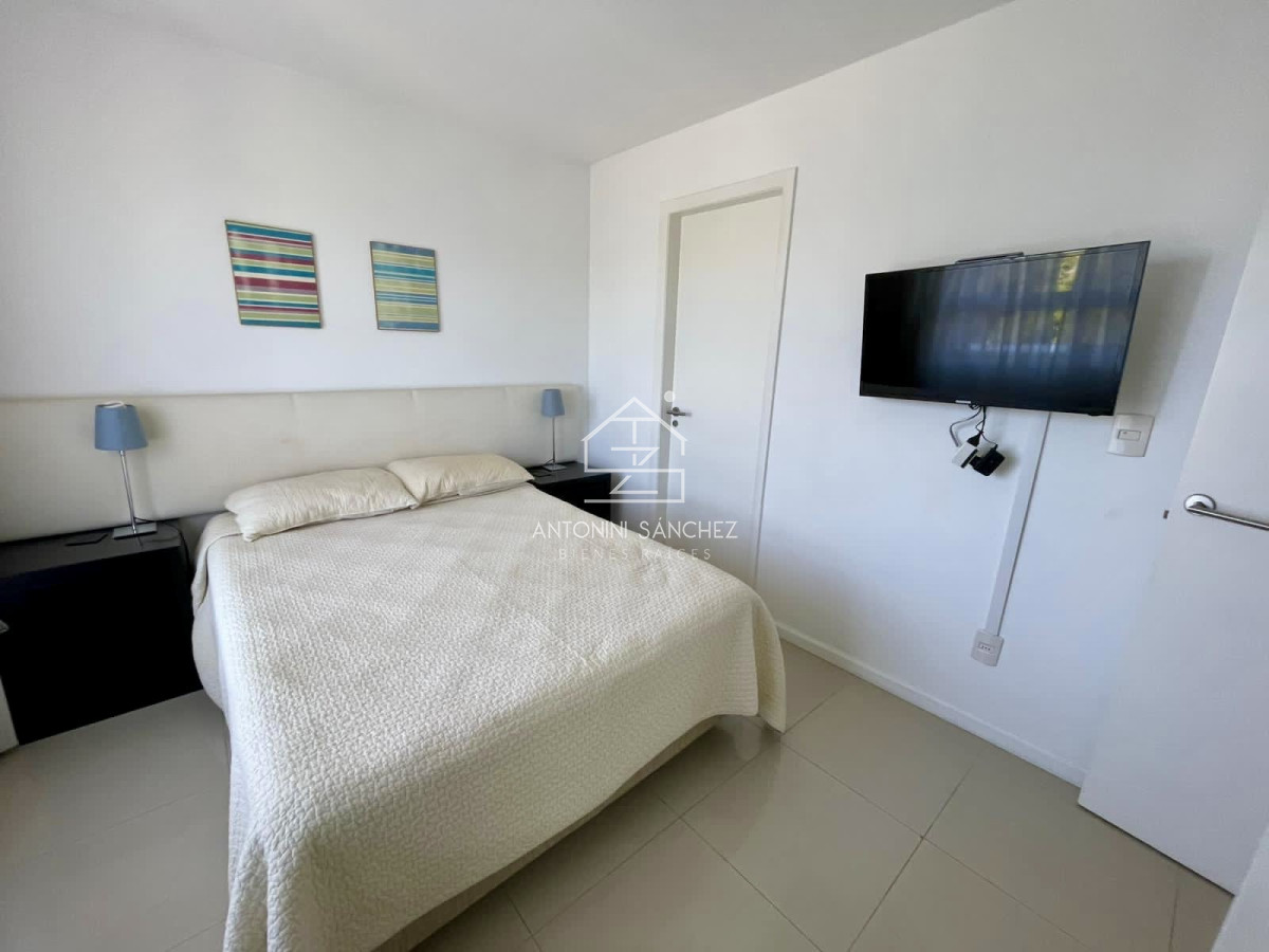 Apartamento ID.1598 - Alquiler anual apartamento 2 dormitorios Punta del Este