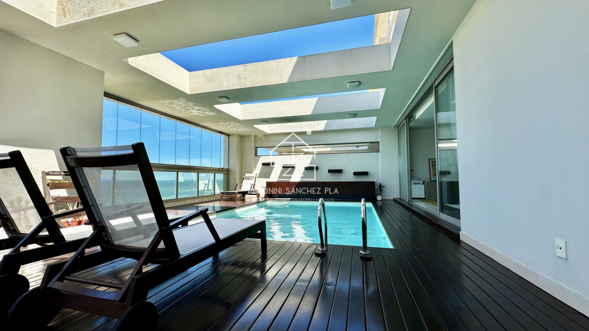 Apartamento ID.3965 - Venta Penthouse 5 dormitorios Punta del Este Brava