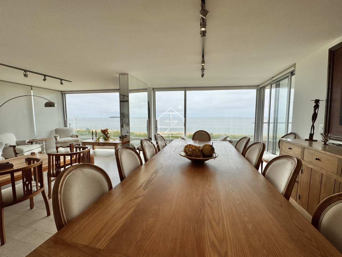Apartamento ID.1577 - Venta apartamento 3 suites Punta del Este