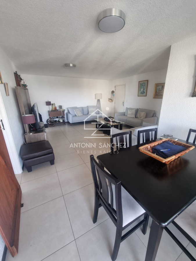 Apartamento ID.2125 - Venta Apartamento 3 dormitorios Punta del este Roosevelt