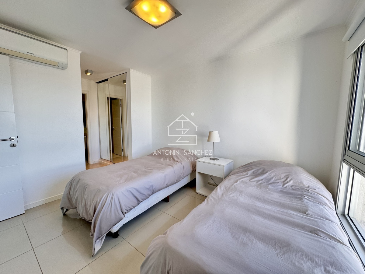 Apartamento ID.1089 - Venta Apartamento 3 dormitorios 4 baños Punta del Este