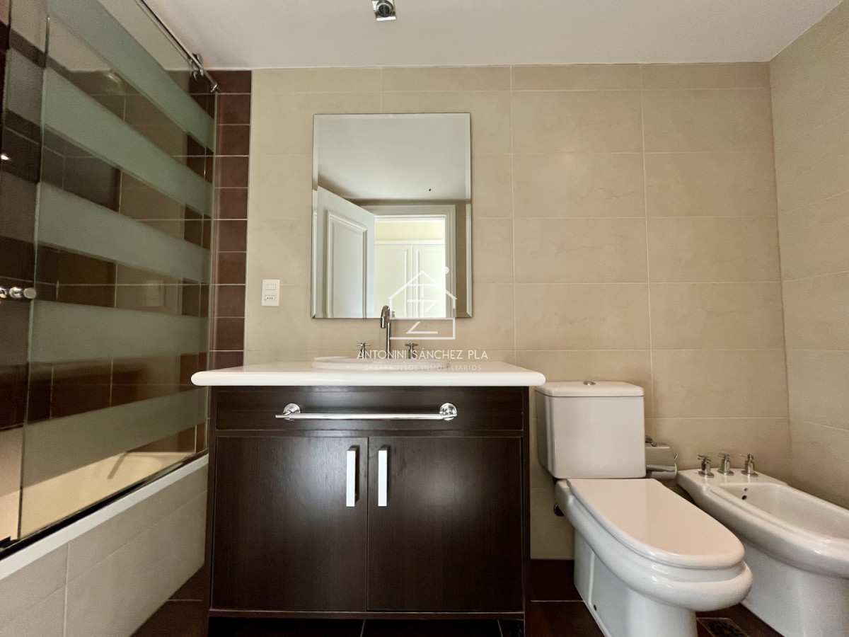 Apartamento ID.3511 - Venta Apartamento 3 Dormitorios Punta del Este