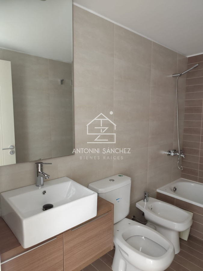 Apartamento ID.1166 - Venta apartamento 3 dormitorios Punta del Este