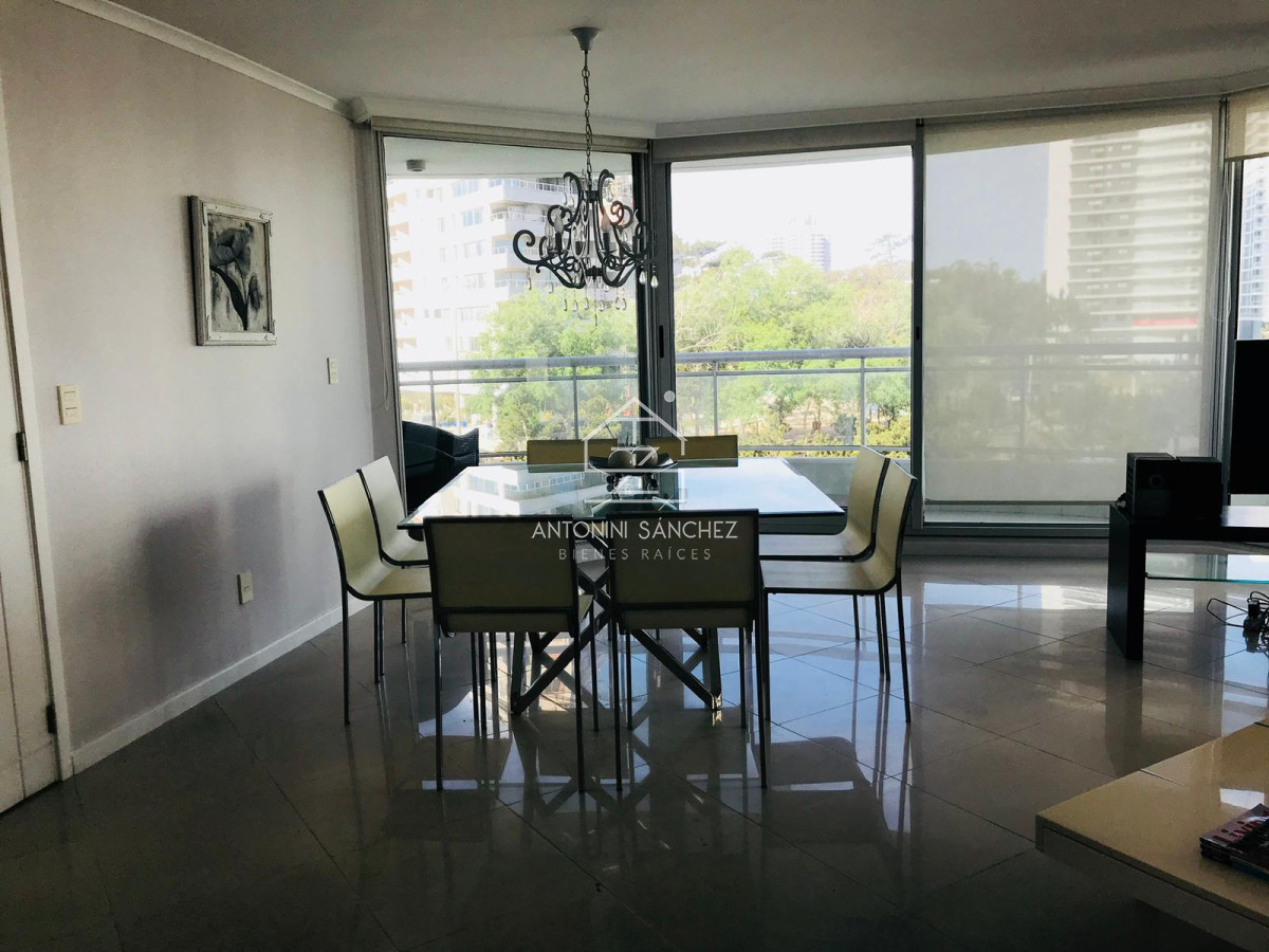 Apartamento ID.1254 - Venta apartamento 3 dormitorios mas dependencia Punta del Este