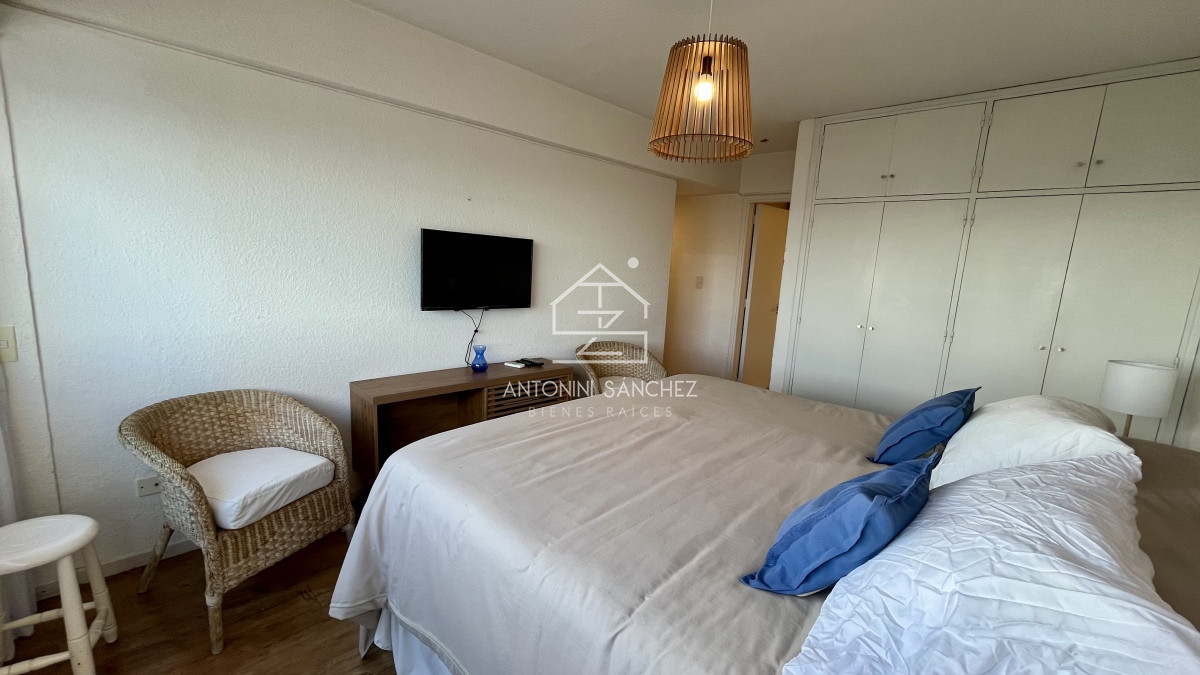 Apartamento ID.418 - Apartamento venta 3 dormitorios 3 baños Punta del Este