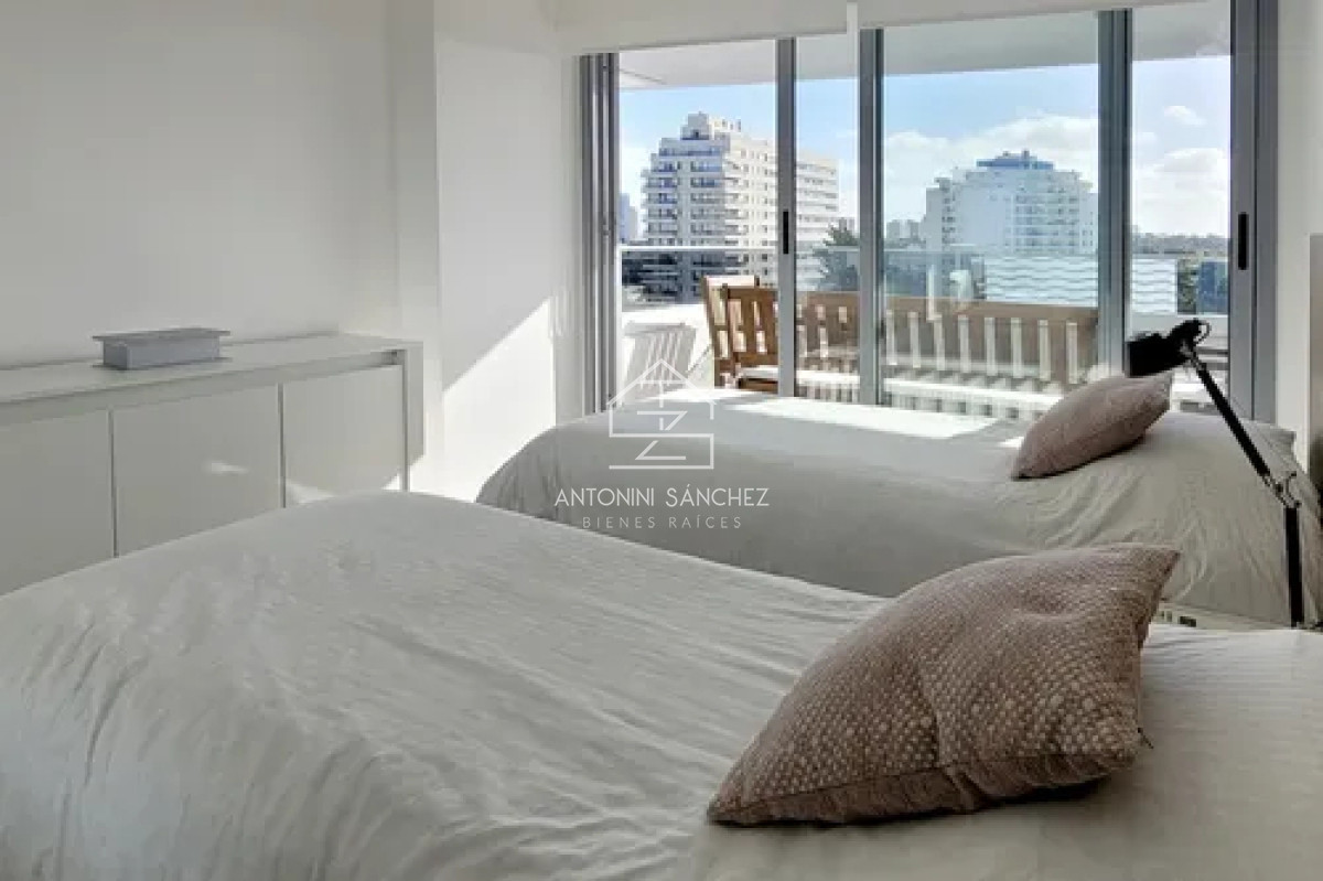 Apartamento ID.2410 - Venta de moderno apartamento de 3 dormitorios