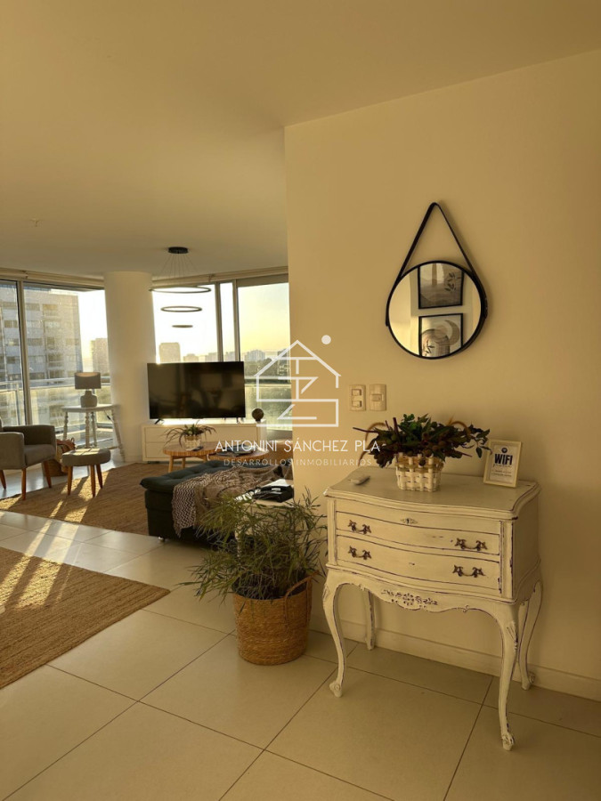Apartamento ID.3811 - PISO ALTO EN ROOSEVELT CON SERVICIOS