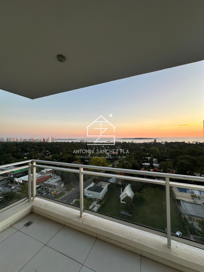 Apartamento ID.3811 - PISO ALTO EN ROOSEVELT CON SERVICIOS