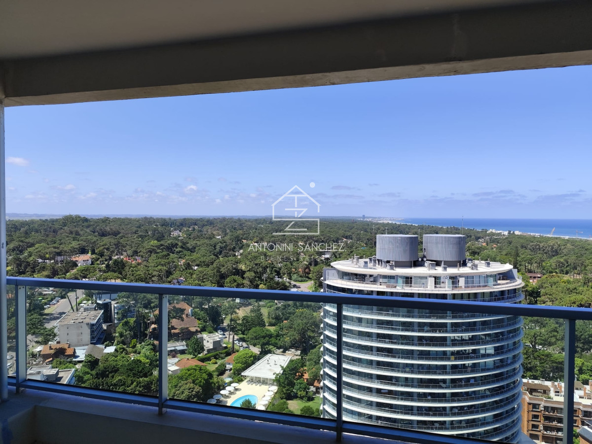 Apartamento ID.1166 - Venta apartamento 3 dormitorios Punta del Este