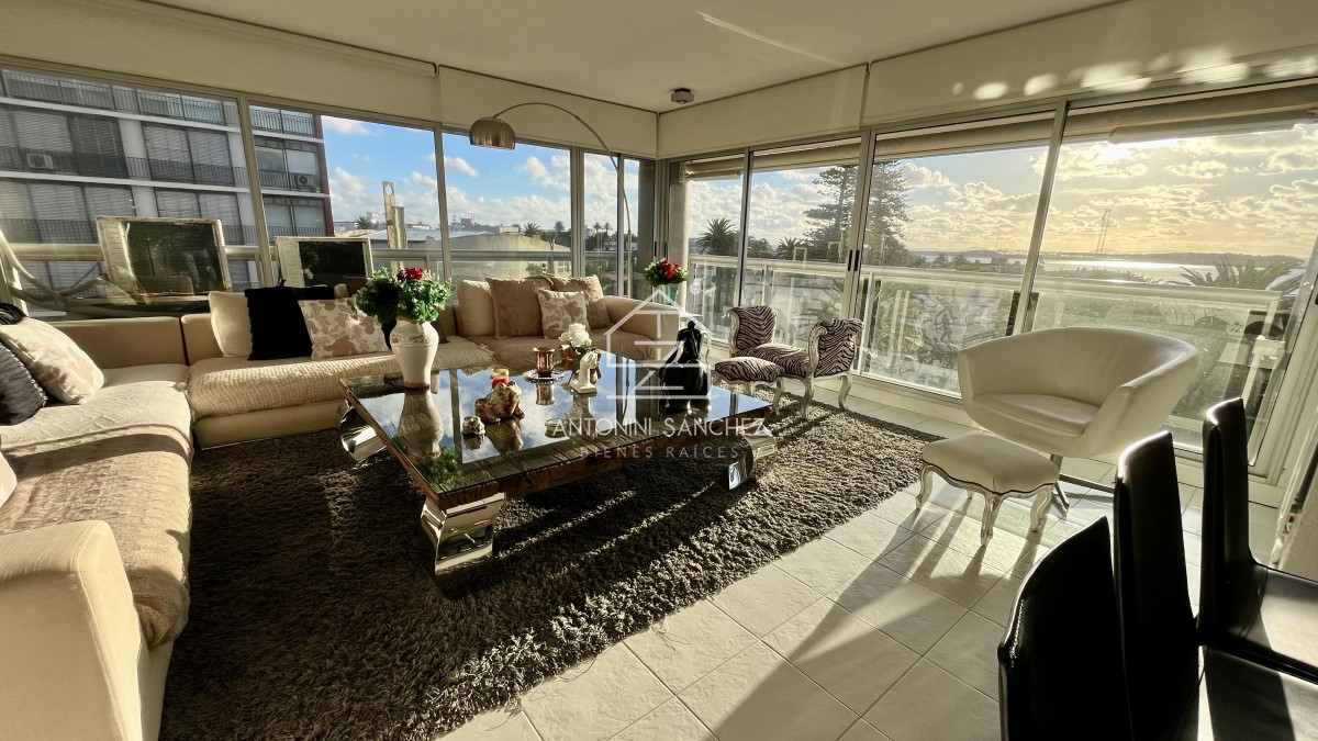 Apartamento ID.419 - Apartamento venta 3 dormitorios Punta del Este