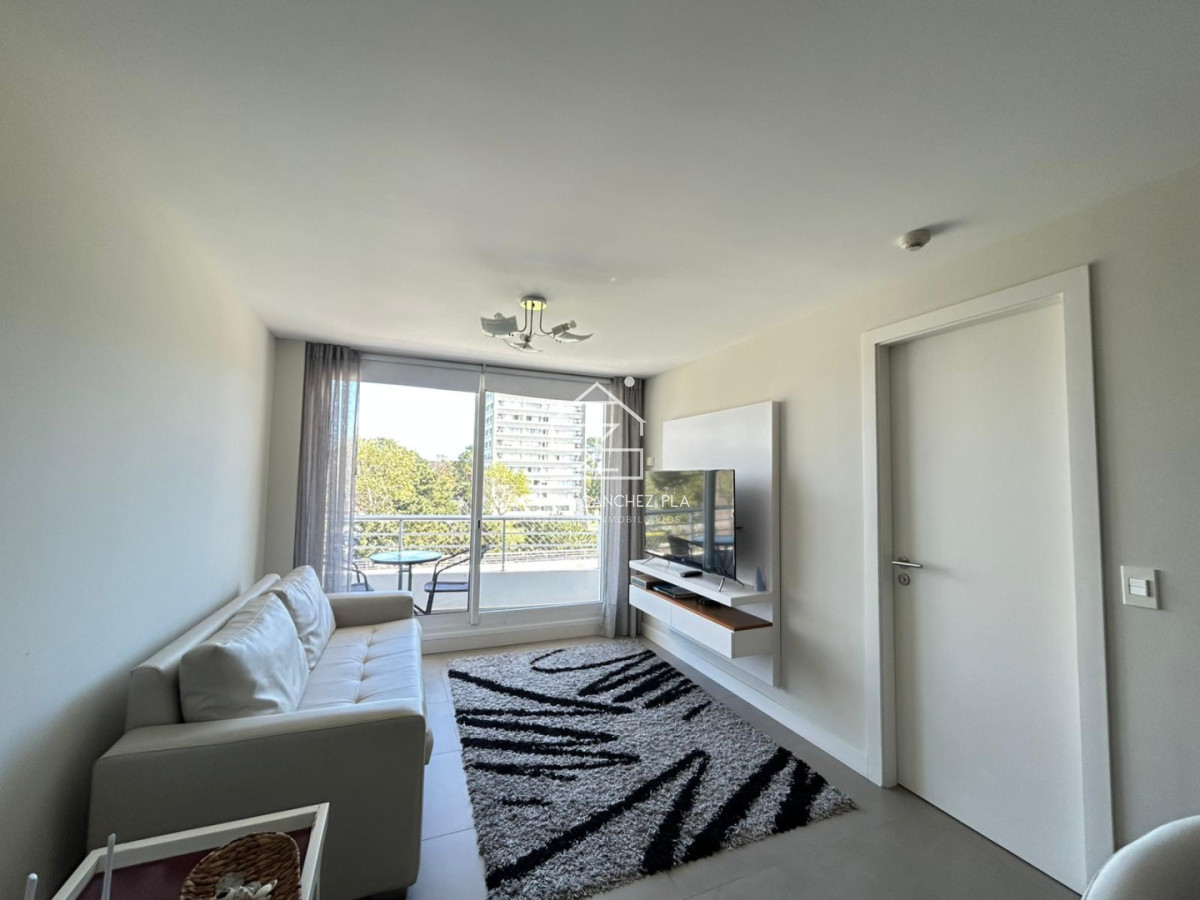 Apartamento ID.4370 - Alquiler apartamento dos dormitorios Punta del Este Roosevelt edificio Greenlife