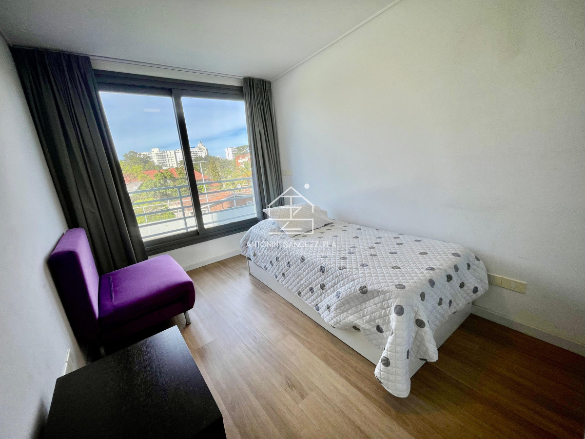 Apartamento ID.1130 - Venta apartamento 3 dormitorios Punta Del Este