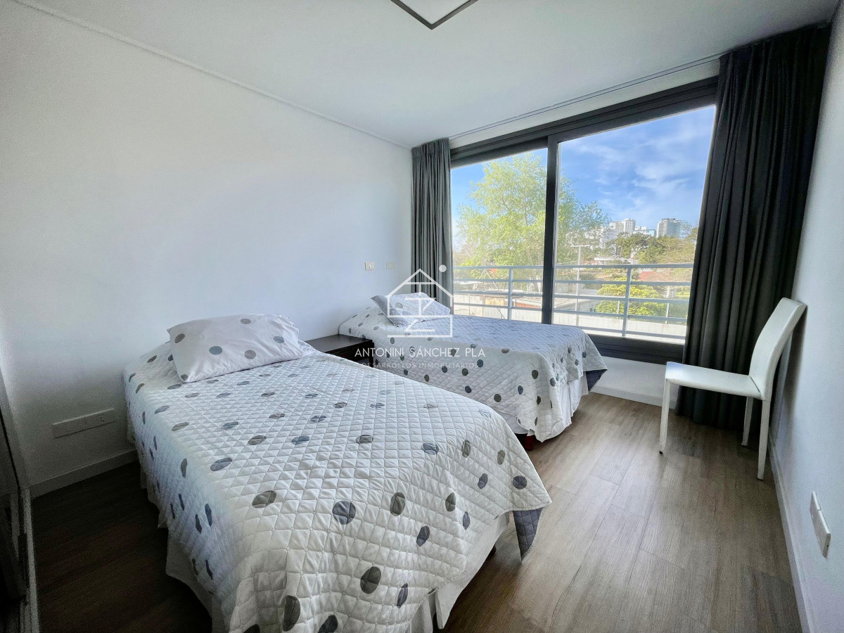 Apartamento ID.1130 - Venta apartamento 3 dormitorios Punta Del Este