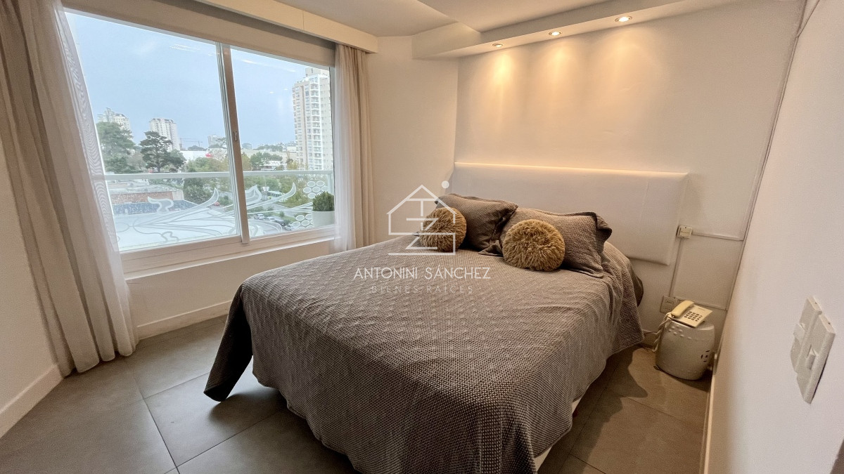 Apartamento ID.387 - Apartamento venta 1 dormitorio y medio Punta del Este