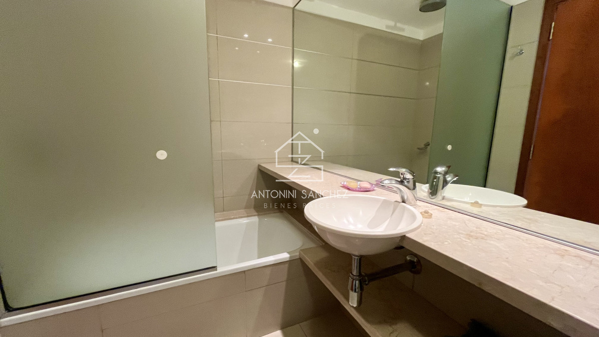 Apartamento ID.1917 - Venta Apartamento 3 Dormitorios Punta del Este Av Roosevelt