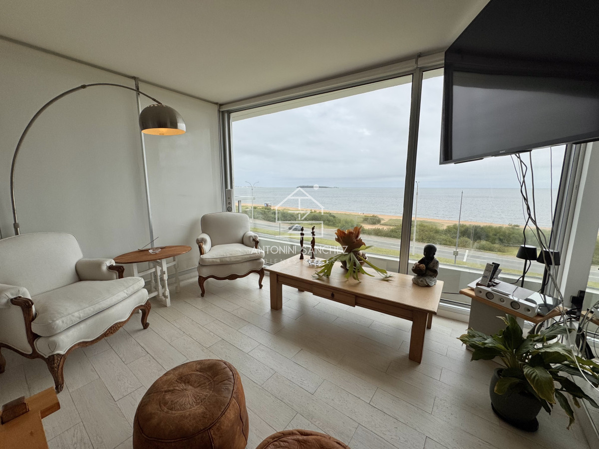 Apartamento ID.1577 - Venta apartamento 3 suites Punta del Este