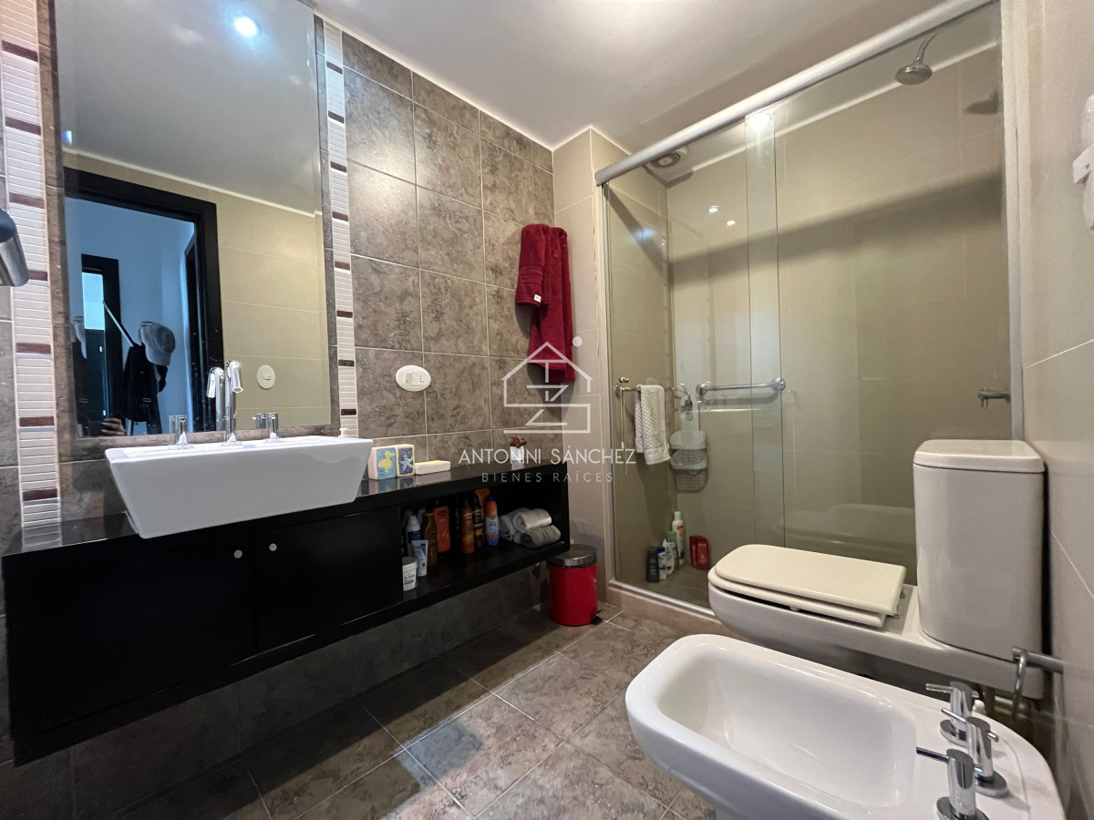 Apartamento ID.2581 - Venta apartamanto 2 dormitorios Punta del Este