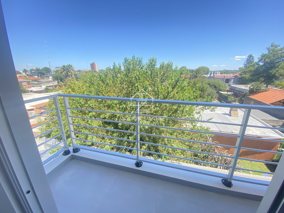 Apartamento ID.1887 - En venta apartamento en Maldonado, muy buena Renta.