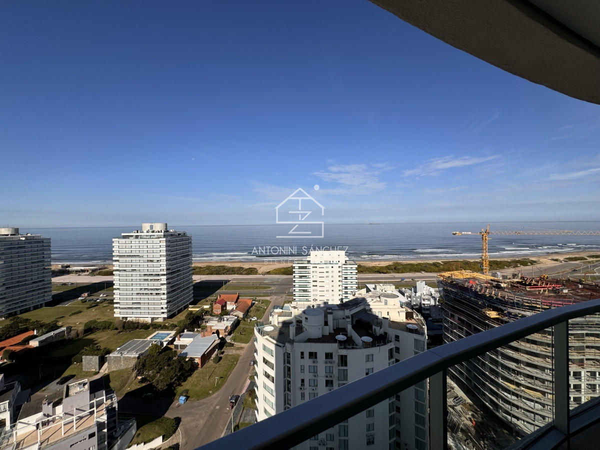 Apartamento ID.1089 - Venta Apartamento 3 dormitorios 4 baños Punta del Este