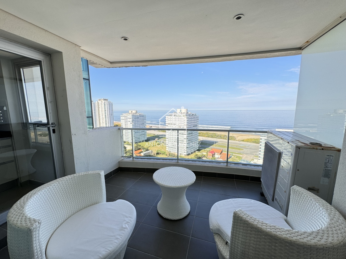 Apartamento ID.1089 - Venta Apartamento 3 dormitorios 4 baños Punta del Este