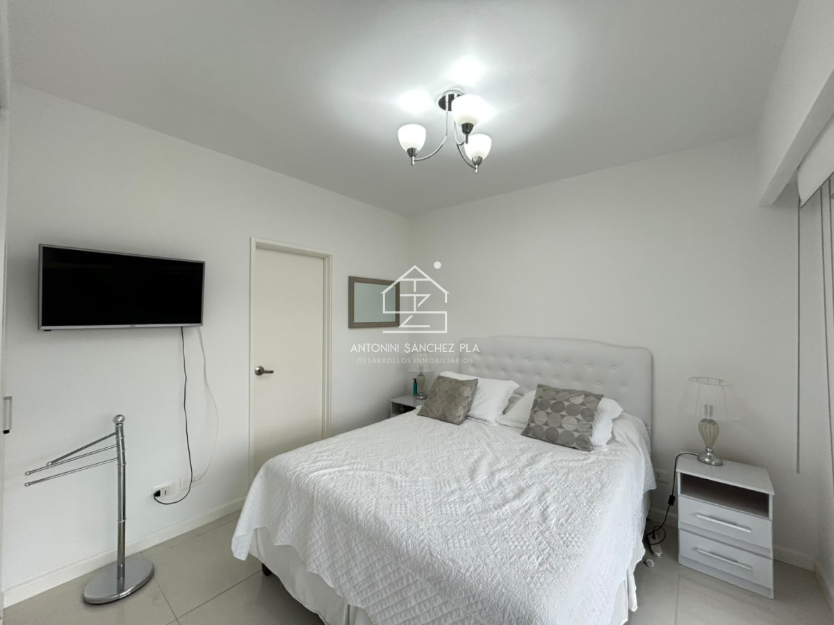 Apartamento ID.4538 - Venta apartamento un dormitorio Punta del este Playa Mansa Primera linea